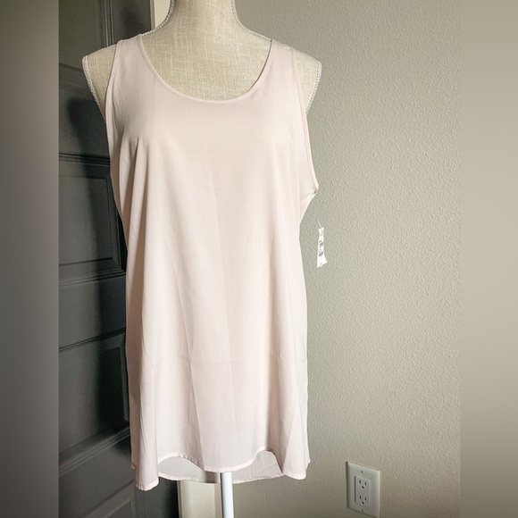 Frenchi NWT Hi-Low Racker Back Blouse, Size L - Picture 2 of 13